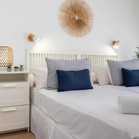 Oleholidays 1106 Romana Playa Primera Linea Playa Apartment Marbella